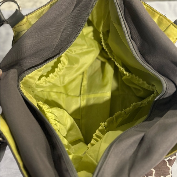 JJ Cole diaper bag- like new condition- 8 outside pockets - 4 inside pockets - Picture 11 of 11